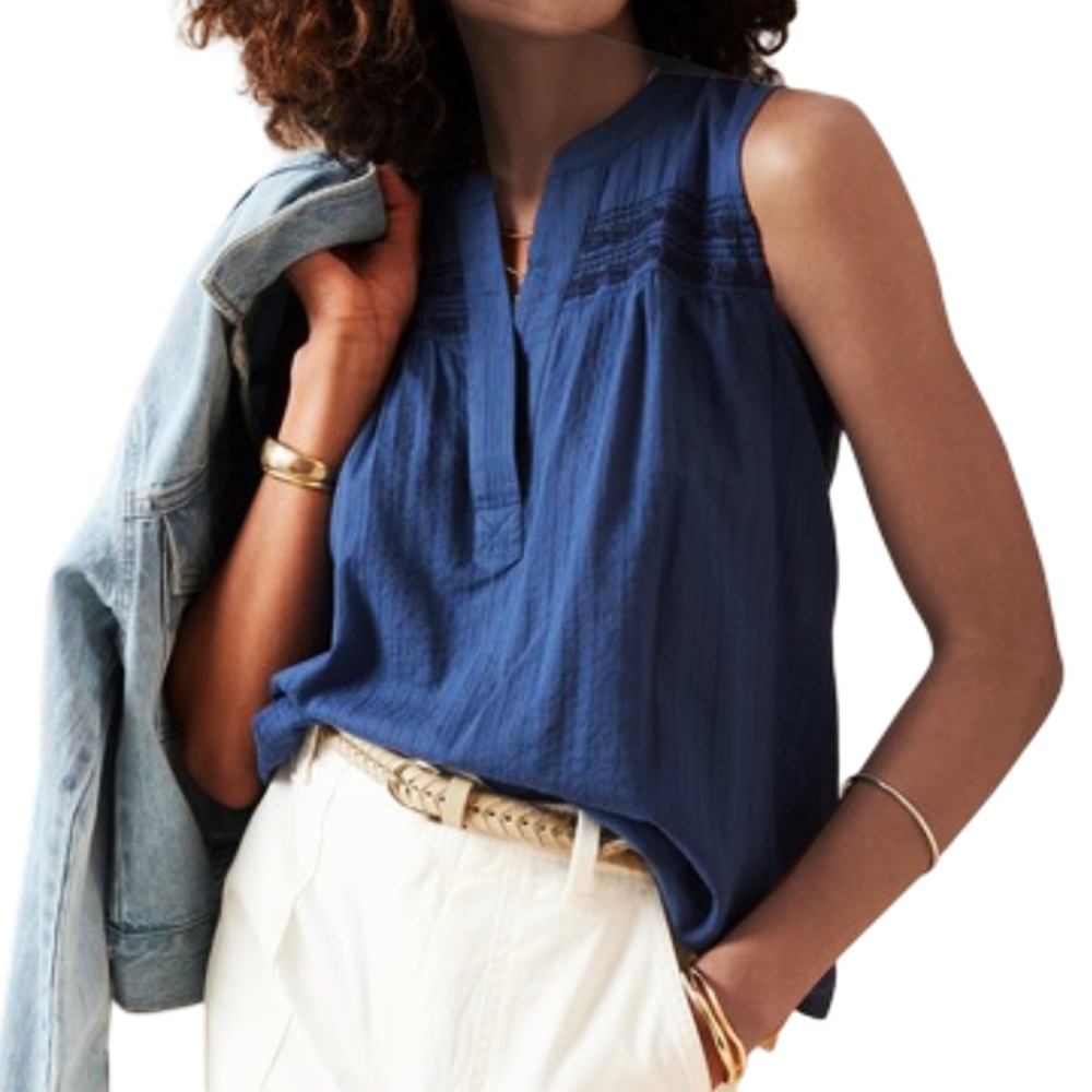 Banana Republic Factory 100% Cotton Tip Blouse Sleeveless Embroidery detail
